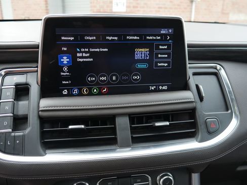Used 2021 GMC Yukon SLT w/ SLT Premium Package AWD/4WD image 23