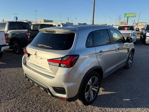 Used 2023 Mitsubishi Outlander Sport ES image 3