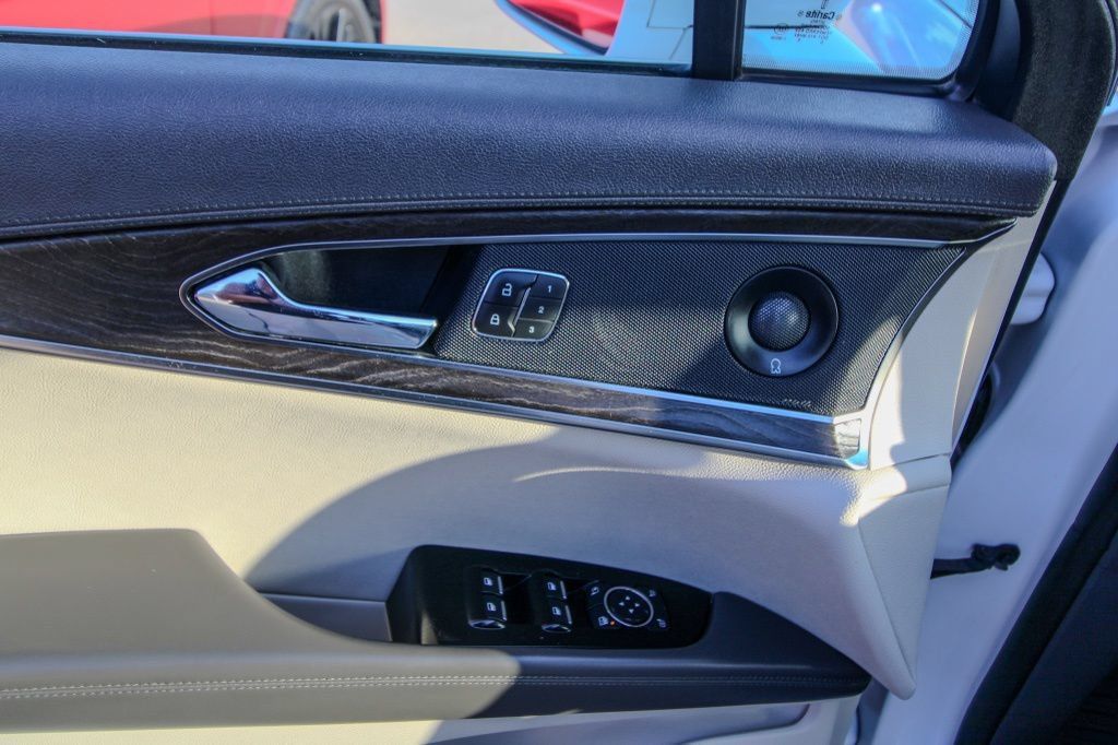 Used 2020 Lincoln Nautilus Reserve AWD/4WD image 14
