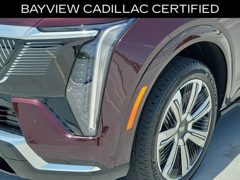 Certified 2025 Cadillac Escalade IQ Luxury 2 w/ LPO, Premium Carpet Package AWD/4WD image 13