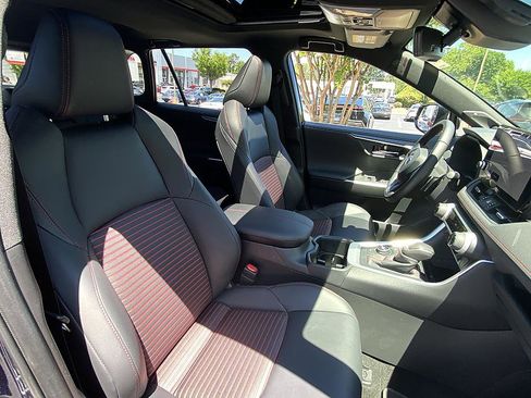 Certified 2025 Toyota RAV4 XSE AWD/4WD image 20