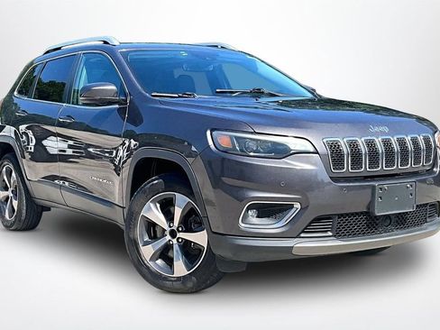 Used 2019 Jeep Cherokee Limited w/ Luxury Group AWD/4WD image 3