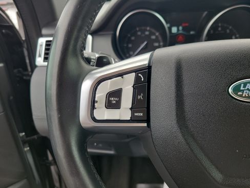 Used 2019 Land Rover Discovery Sport HSE AWD/4WD image 28