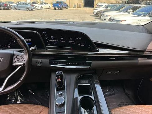 Used 2021 Cadillac Escalade ESV Sport image 17