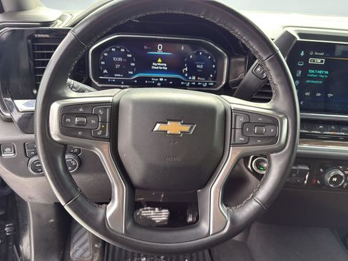 Used 2025 Chevrolet Silverado 1500 LT image 19