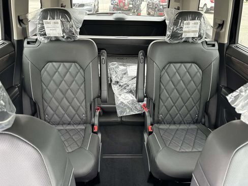 New 2026 Volkswagen Atlas SEL Premium R-Line AWD/4WD image 14