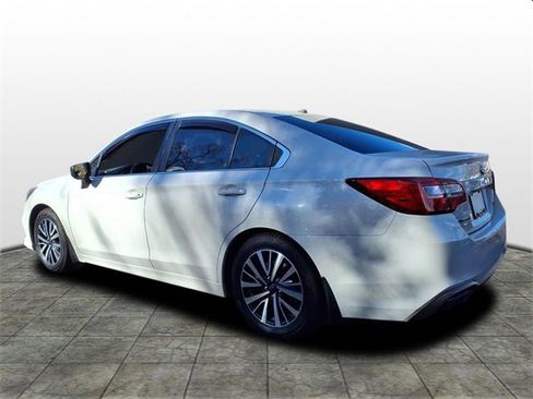 Used 2019 Subaru Legacy 2.5i w/ Alloy Wheel Package image 3