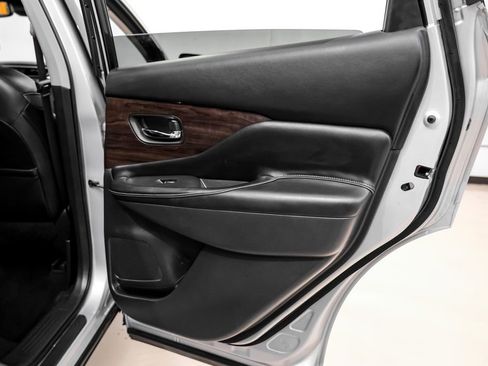 Used 2020 Nissan Murano Platinum w/ Cargo Package image 47