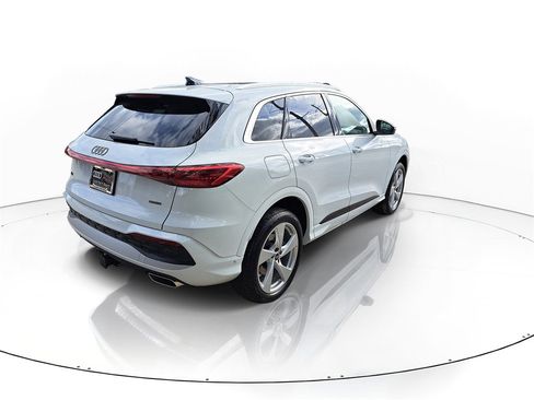New 2025 Audi Q5 2.0T Premium Plus image 4