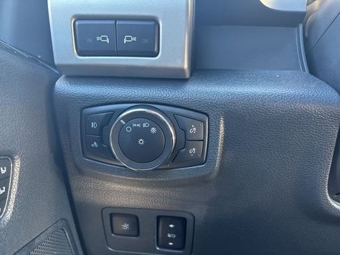 Used 2022 Ford F250 Lariat w/ Tremor Off-Road Package image 17
