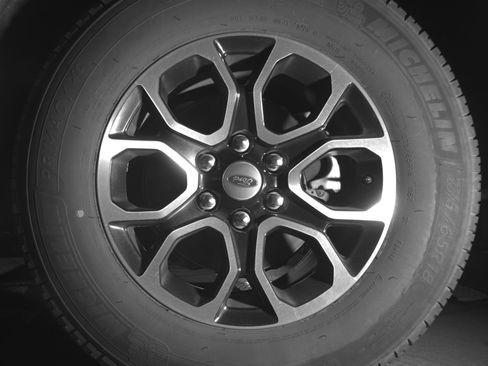 Used 2023 Ford Expedition XLT image 14