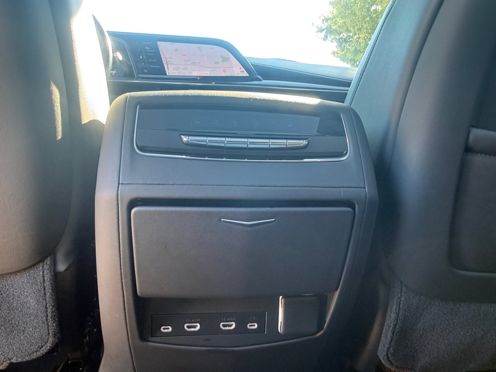 Used 2021 Cadillac Escalade Premium Luxury w/ Driver Assist Tech Package AWD/4WD image 30