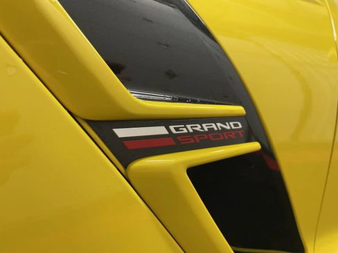 Used 2017 Chevrolet Corvette Grand Sport RWD image 15