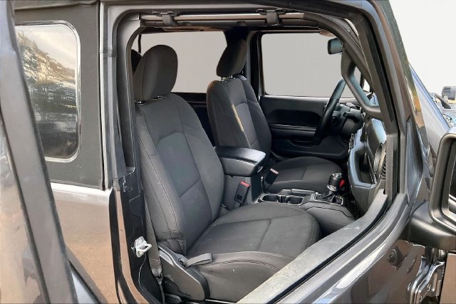 Used 2021 Jeep Wrangler Sport AWD/4WD image 19