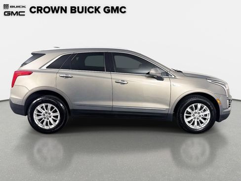 Used 2018 Cadillac XT5 FWD image 4