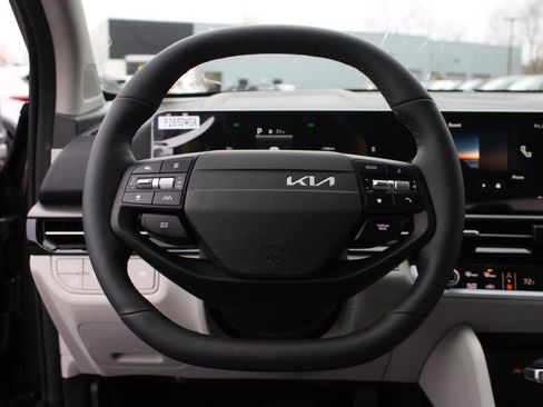 New 2026 Kia Sportage EX image 11