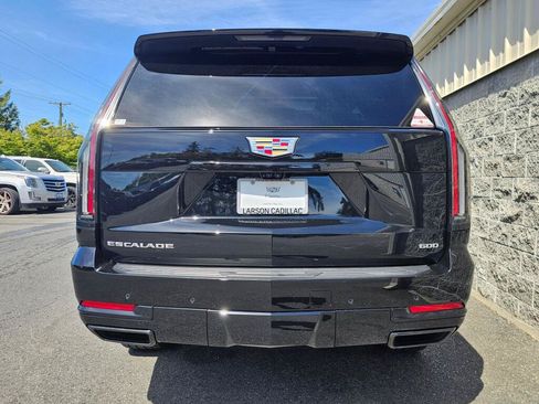 Used 2025 Cadillac Escalade Sport Platinum AWD/4WD image 6