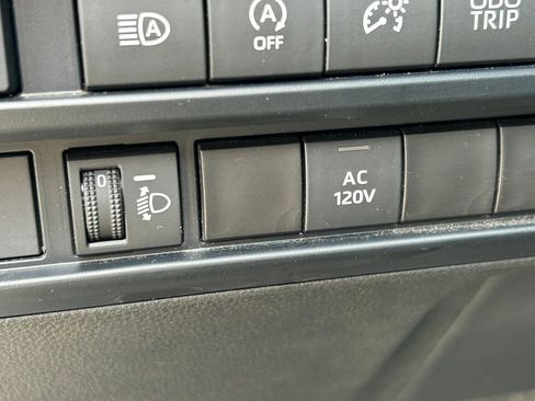 Used 2023 Toyota Tundra Limited w/ Power Package image 27