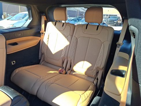 Used 2023 Jeep Grand Cherokee L Summit w/ Advanced Protech Group IV image 10