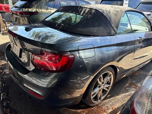 Used 2015 BMW M235i Convertible RWD image 3