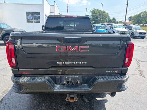 Used 2022 GMC Sierra 3500 AT4 w/ AT4 Preferred Package AWD/4WD image 7