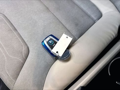Used 2018 BMW i3 RWD image 13