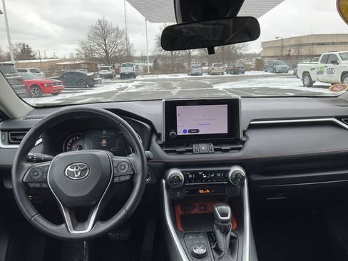 Used 2024 Toyota RAV4 Adventure image 11