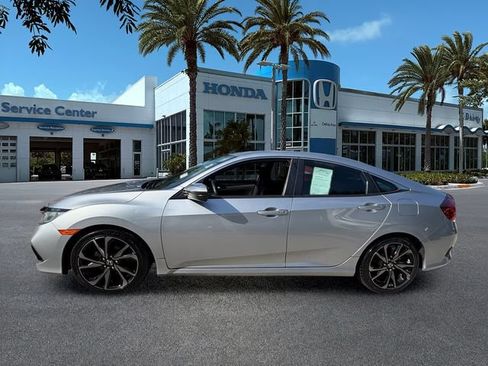 Used 2021 Honda Civic Sport image 5