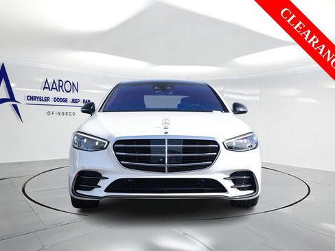 Used 2023 Mercedes-Benz S 500 4MATIC image 4