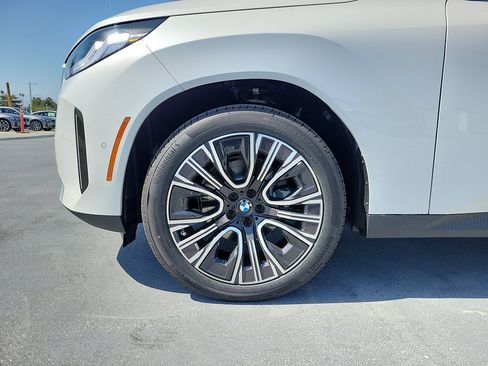 New 2026 BMW X3 xDrive30i w/ Premium Package AWD/4WD image 5