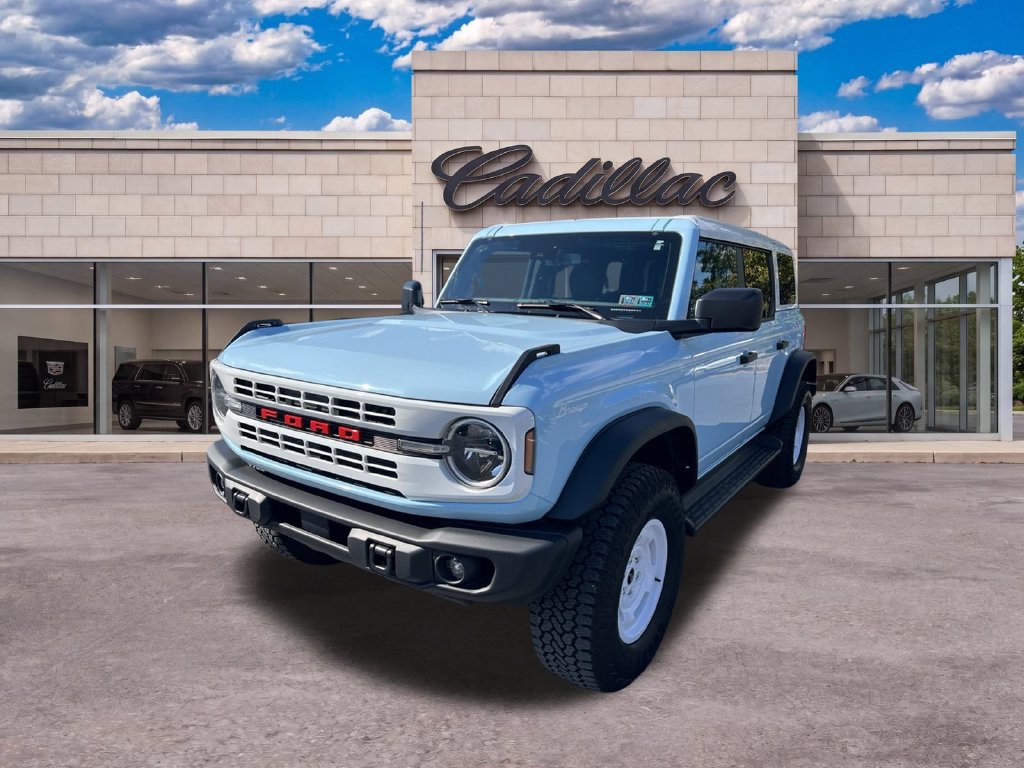 Used 2025 Ford Bronco Heritage Edition AWD/4WD image 13