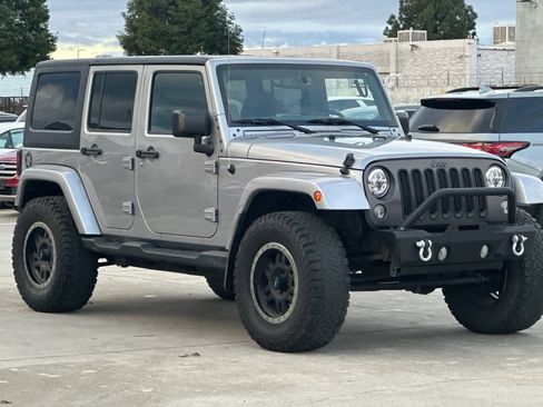 Used 2016 Jeep Wrangler Unlimited Sport image 10