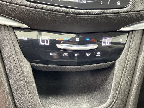 Used 2018 Cadillac XT5 Luxury AWD/4WD image 22