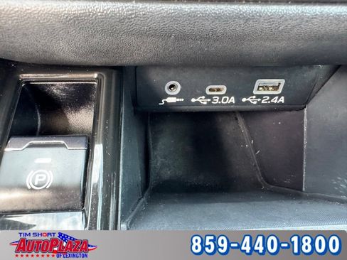 Used 2024 Subaru Outback Premium AWD/4WD image 22