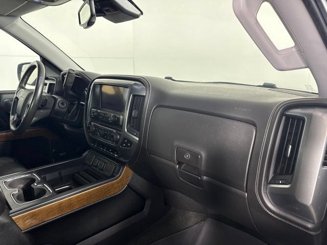 Used 2014 Chevrolet Silverado 1500 LTZ w/ LTZ Plus Package AWD/4WD image 35