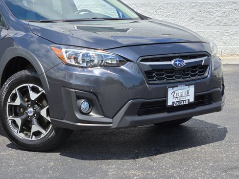 Used 2018 Subaru Crosstrek 2.0i Premium w/ Popular Package #2 AWD/4WD image 2