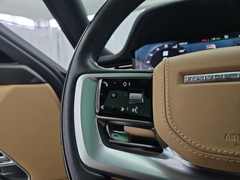 Used 2023 Land Rover Range Rover SE image 37