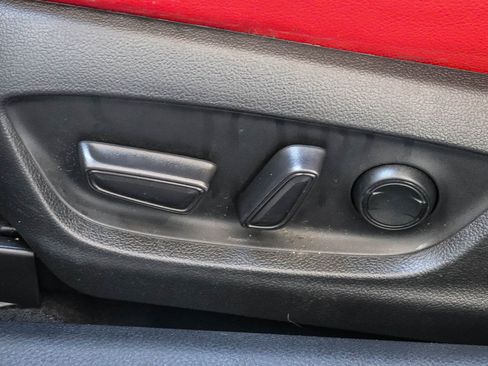 Used 2022 Toyota Camry XSE FWD image 25