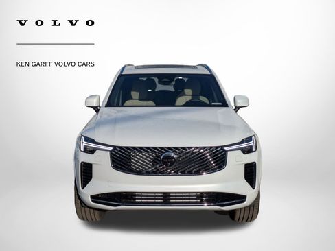New 2026 Volvo XC90 T8 Plus w/ Protection Package Premier image 9