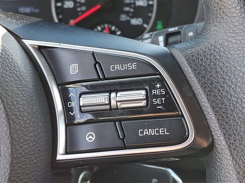 Used 2023 Kia Seltos LX image 22