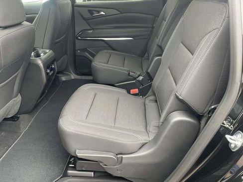 New 2026 Chevrolet Traverse LT image 10