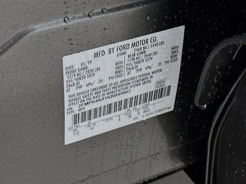 Used 2019 Ford Edge Titanium w/ Cold Weather Package AWD/4WD image 33