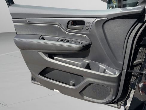 New 2026 Honda Odyssey EX-L image 17