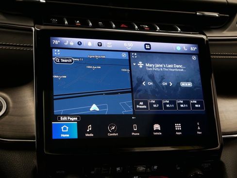 Certified 2024 Jeep Grand Cherokee L Overland w/ Trailer Tow Package image 37