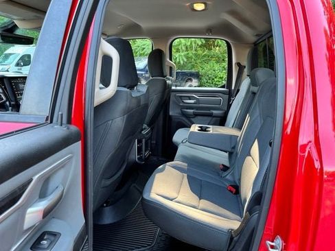 Used 2020 RAM 1500 Big Horn RWD image 17