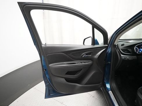 Used 2020 Buick Encore Preferred w/ Safety Package FWD image 27