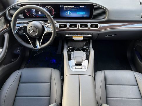 New 2026 Mercedes-Benz GLS 450 4MATIC image 12