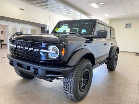 New 2026 Ford Bronco Badlands AWD/4WD image 36