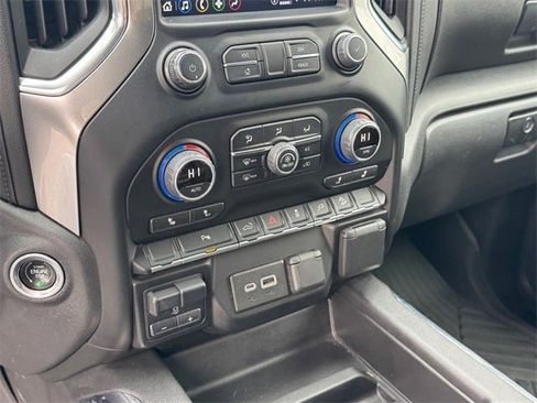 Used 2022 Chevrolet Silverado 1500 LT Trail Boss w/ LT Trail Boss Premium Package image 21