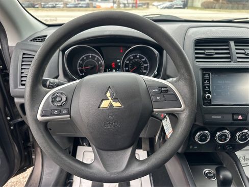 Used 2018 Mitsubishi Outlander Sport ES image 27